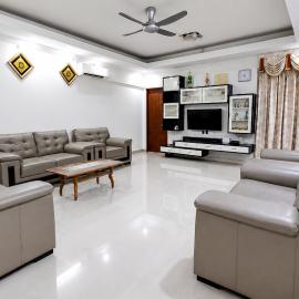 Spacious 4BR Home Near Beach & Airport Tanjung Aru