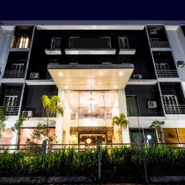 Luxe By Lotels, hotel em Chennai