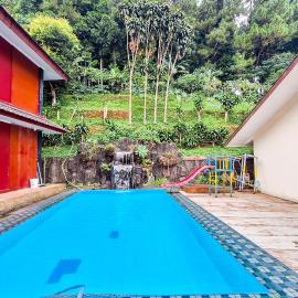 Urbanview Hotel Salakview Megamendung, hotel in Pondok Cipaseban