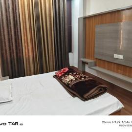 SPOT ON Kanha Hotel, hotelli kohteessa Etāwah