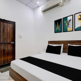 Hotel O JIND RESORT, hotel di Jīnd