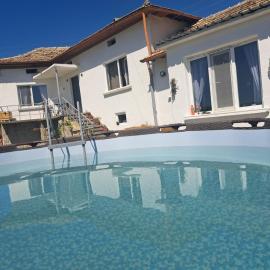 Muddy Puddles Farm, hotell i Kovachevets