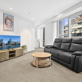 Stylish 2-Bed Apartment by 888 Collins