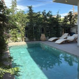 Kymô Luxury Apartment, hotel a Mastambás