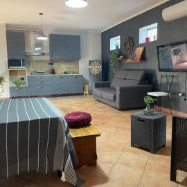 L'aura monolocale con cucina