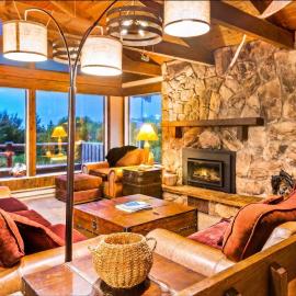 3BR Coastal Home Near Beach Dogs OK Deck
