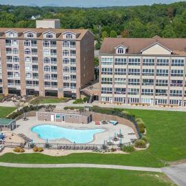 Cozy Resort - Pickleball Beaches Boat Ramps, hotel u gradu Huddleston