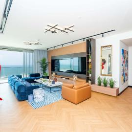 Coastal 3BR Retreat in Seaside Hills Sea View