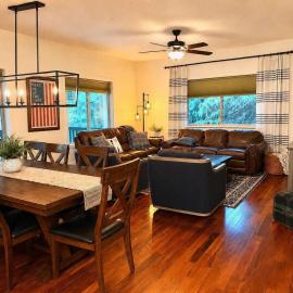 NEW PROPERTY Davis Avenue Luxury Lodge Sleeps 20