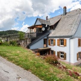 Chambres d'hôtes, Les Combes, hotel in Orbey