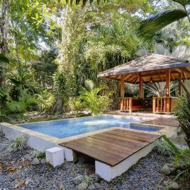Nirvana House, hotel a Punta Uva