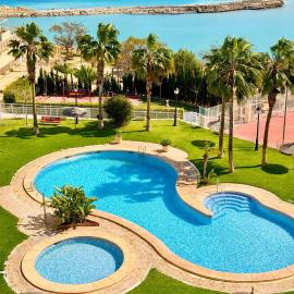 Frente al mar , Piscina ,Playa