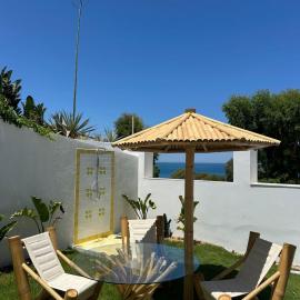 Luxurious 4-Bedroom Villa with Private Pool in Marsa Tunisie, hotel u gradu La Marsa