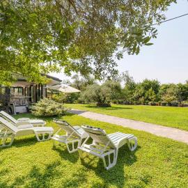 Agriturismo La Fredda, hotel in Sommacampagna
