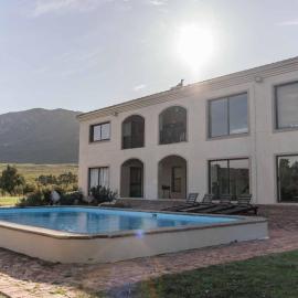 Luxury 5-Bedroom Villa with Private Pool Tennis Court