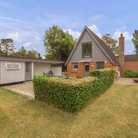 Beautiful Home In Ørsted With Wifi