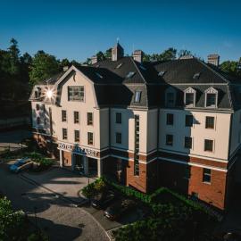 Hotel Nazaret Piekary Śląskie, хотел в Пекари Шльонске