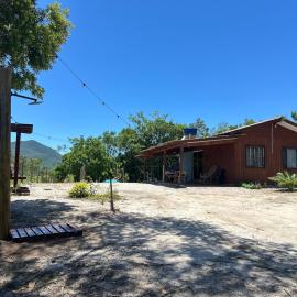 Refúgio MV Rio d'una Imaruí Laranja casa2, hôtel à Imaruí