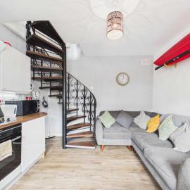 The Mews - 1 Bed Holiday Home - Langland