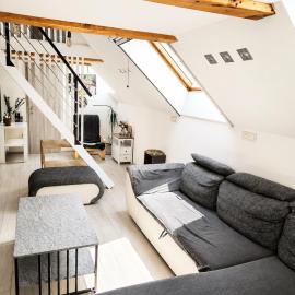 Apartment Loft Pejić - open space loft studio near Bovec, Soča Valley, hotel v destinaci Bovec