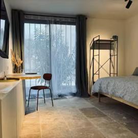 Charmant Studio, hotel a Le Teil