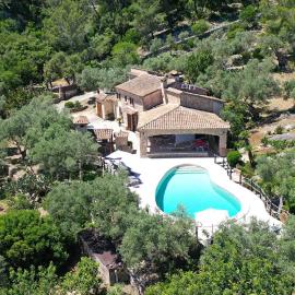 Villa Alordes, hotel in Pollença