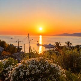 Breathing Spell Mykonos Houses