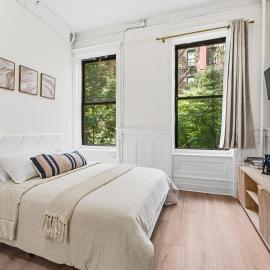 Spacious Washington Heights Studio Near Transit