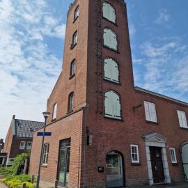 De Oude Brandweerkazerne 2 tot 4 persoons 2 kamer appartement, hotel in Kaatsheuvel
