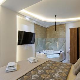 Aqua Studios with Spa & Free Parking, Hotel in Jagodina