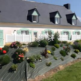 Chambres du Ménez-hom 5kms plage, hotel Plomodiern városában
