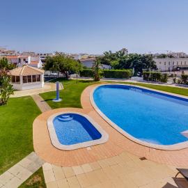 Crisgolf Apartments