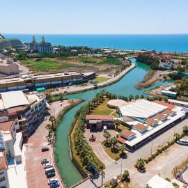 Riversea Suite & Hotel, hotell Laras