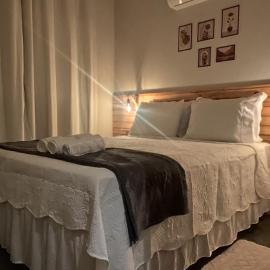 Refúgio Casa Da Serra-Cenário único ao lado da Capela Medieval, hotel in Serra de São Bento