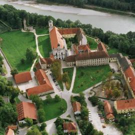 Klostergasthof Raitenhaslach, hotel i Burghausen