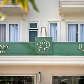 LUNA Hotel, hotelli kohteessa Vĩnh Long