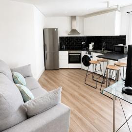 Grand Central House - Classic Two Bedroom - GibraltarStay Apartments, hotel in Gibraltar