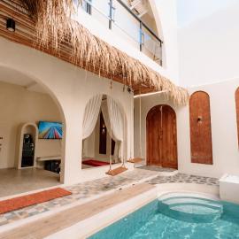 Maroko Jogja Villas With Privatepool, hotel in Ngaglik