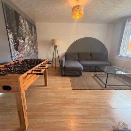 Leeds Tranquil Retreat with 3 Bedrooms, hotel en Leeds