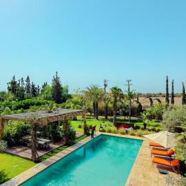 Villa Chic Sans Vis-a-vis Jardin Privé et Piscine Privée avec Gouvernante