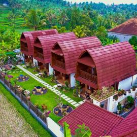 Sarenmas Cottage Munduk, хотел в Мундук