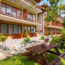 Dom Wczasowy Radość, hotel in Rewal