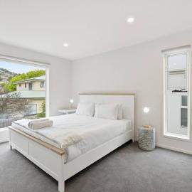 Stylish Rosetta Waterview Stay