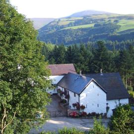 Dee Valley Cottages, hotel in Llangollen
