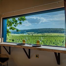 Lodge des Grands Crus - dormez au cœur du vignoble، فندق في جيفري شامبرتان