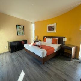 Penthouse with Pool, Gym & A/C, Hotel in Querétaro