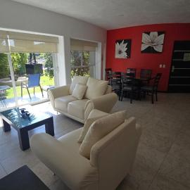 Apartment with Pool, Gym & A/C Suite, hótel í Querétaro