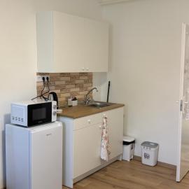 Haromfa Apartman, hotel din Háromfa