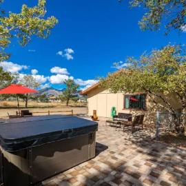 Flagstaff Family Retreat، فندق في فلاغستاف