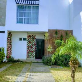 House for 6, 3 bedrooms, 2 pools, near International Port, Mulza, hotel a Santa Gertrudis